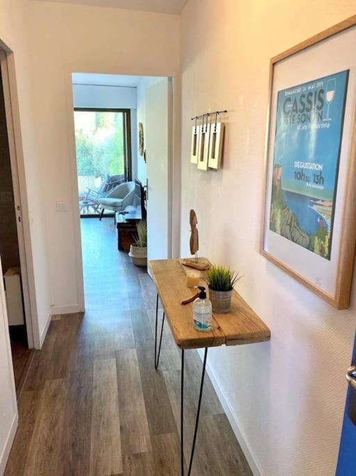 Le Corton - 45M2 - Parking - Jardin - Wifi Appartement Cassis Buitenkant foto